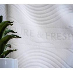 PURE & FRESH